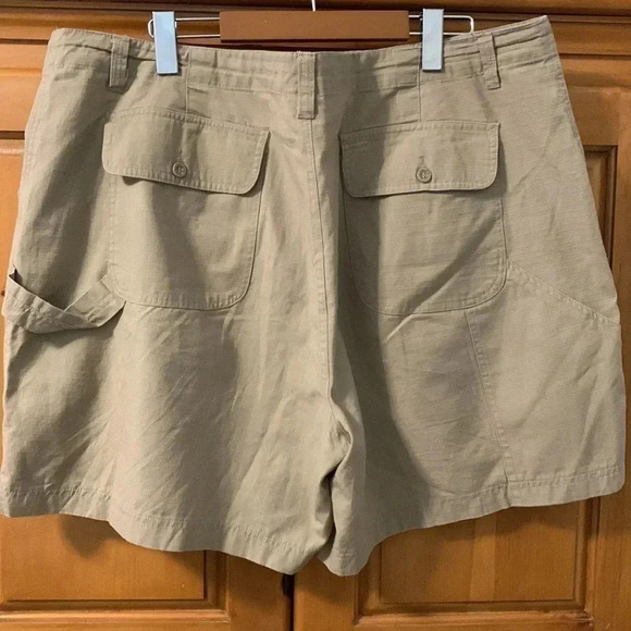 AE shorts Sz 22 - Picture 6 of 8